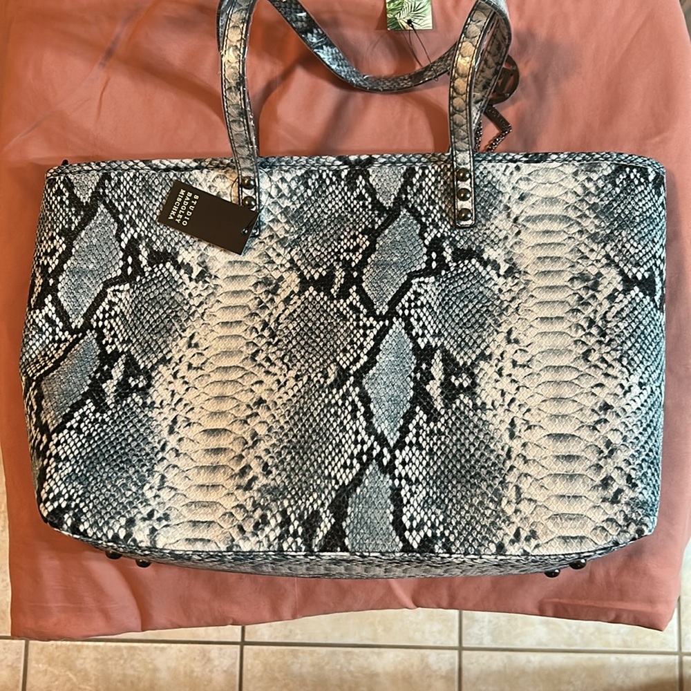 Studio Badgley Mischka, Vegan Leather, Light Blue Snake TOTE. NWT - Picture 3 of 16